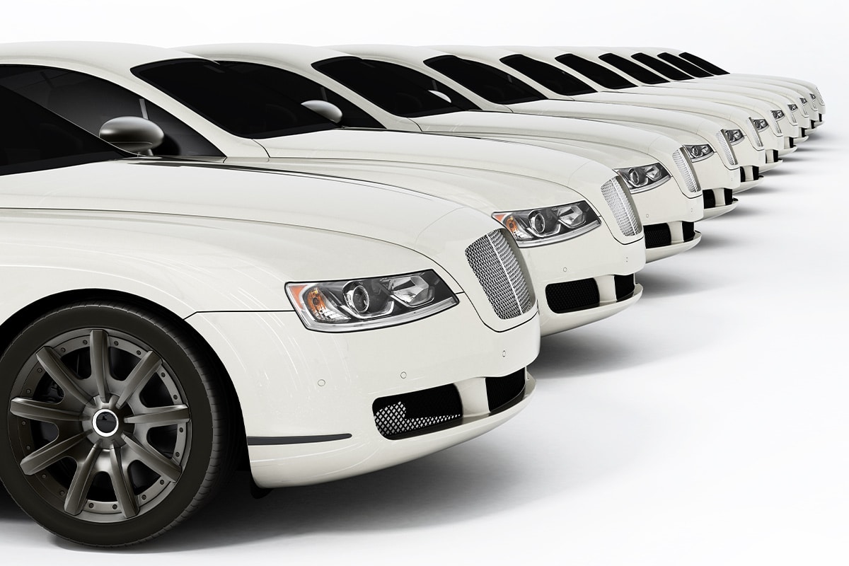 Luxury white fleet cars consultants page
